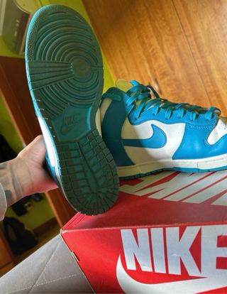 Nike Dunk High Retro Azul Blanco