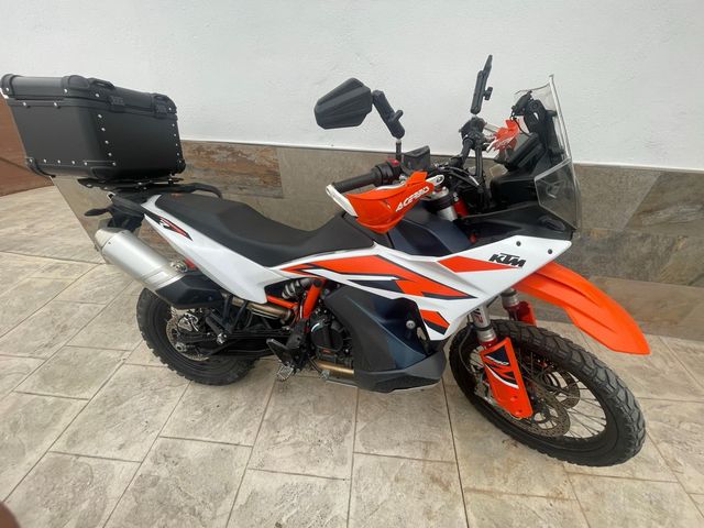 KTM 890 Adventure R   11 mil km