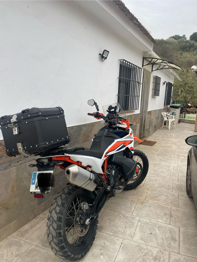 KTM 890 Adventure R   11 mil km