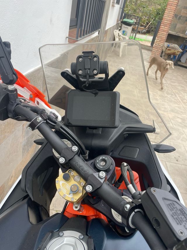 KTM 890 Adventure R   11 mil km