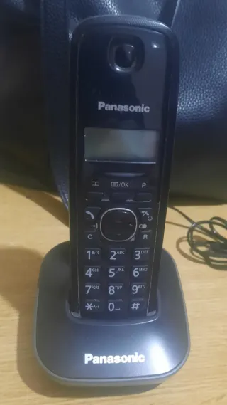Telefono Panasonic con base