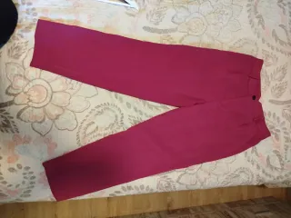 Pantalón fucsia de pinza mujer