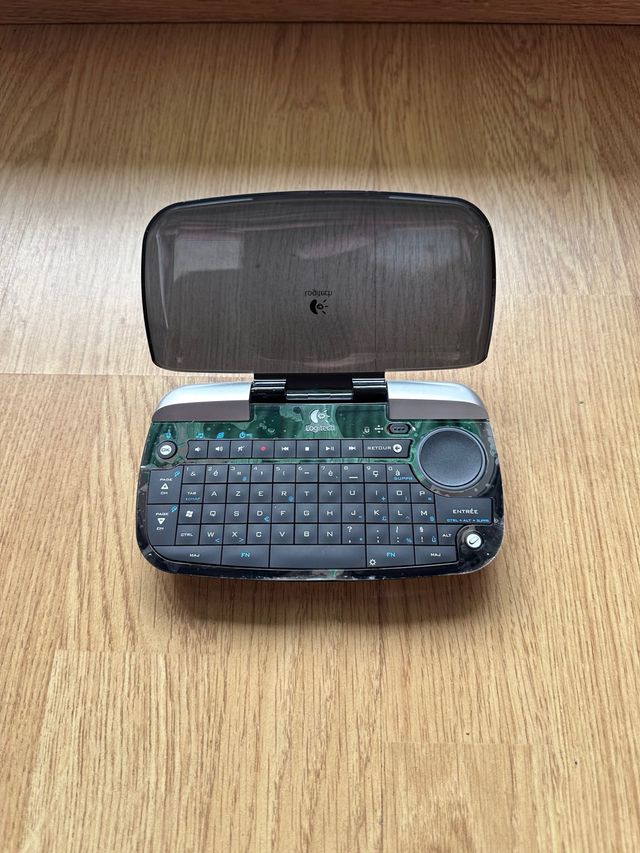 diNovo Mini / Teclado Bluetooth Logitech