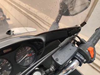 Honda Deauville Plata con Baúl