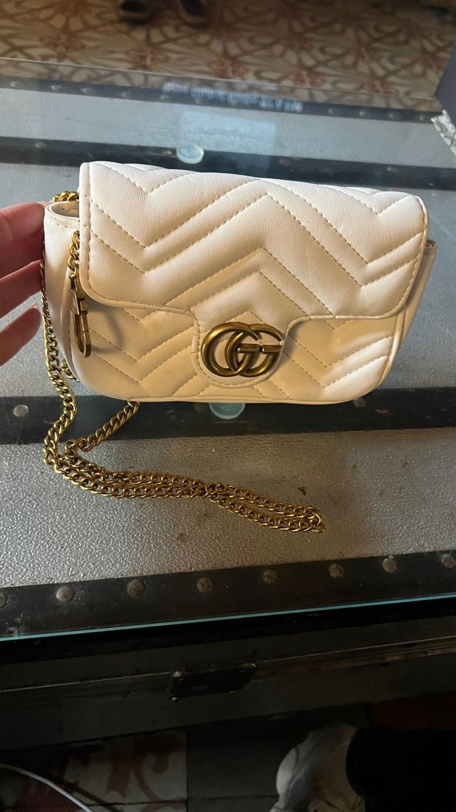 Bolso Gucci Blanco Cadena Dorada