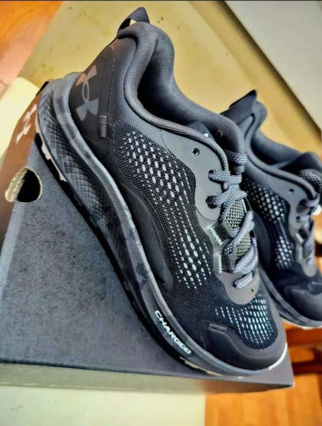 Zapatillas Under Armour Negras