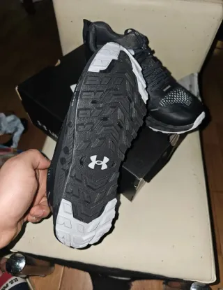 Zapatillas Under Armour Negras