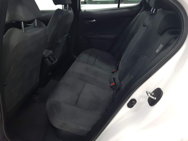 Lexus UX 2023 - 7077MGS