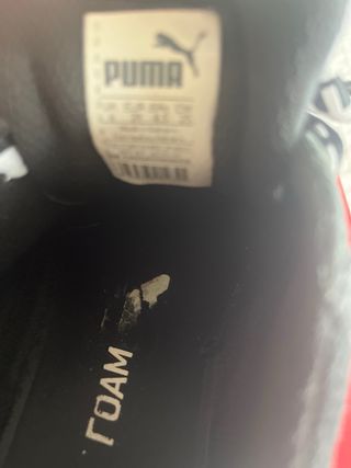 Deportivas Puma negras y marrones