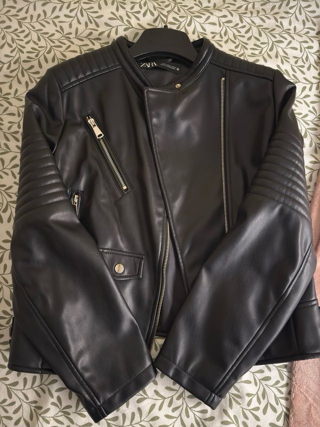 Chaqueta cuero ZARA