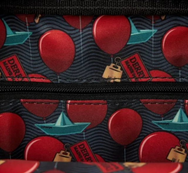 Bolso Loungefly Pennywise