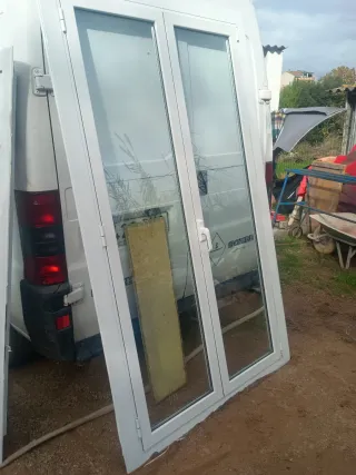 Balconera aluminio practicable batiente