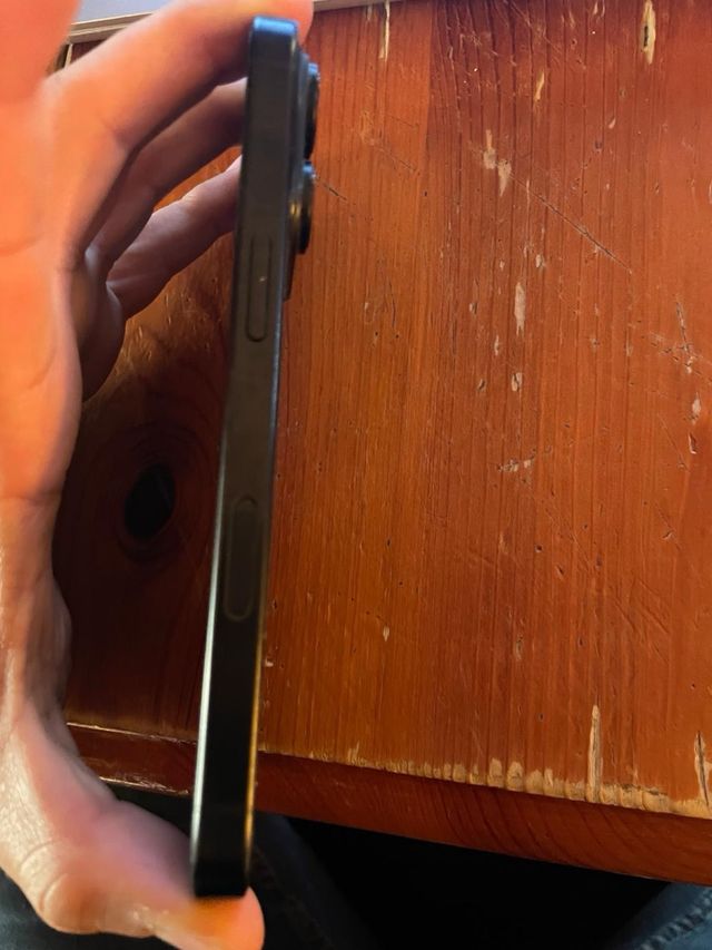 iPhone 16 Pro 128GB Nero