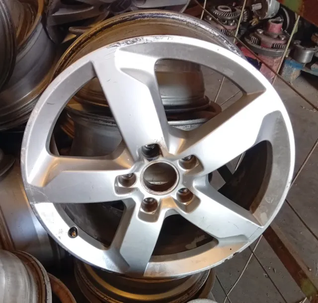 Llanta Audi Q5 19 Pulgadas