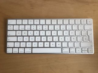 Teclado Magic Keyboard Apple A1644 Español