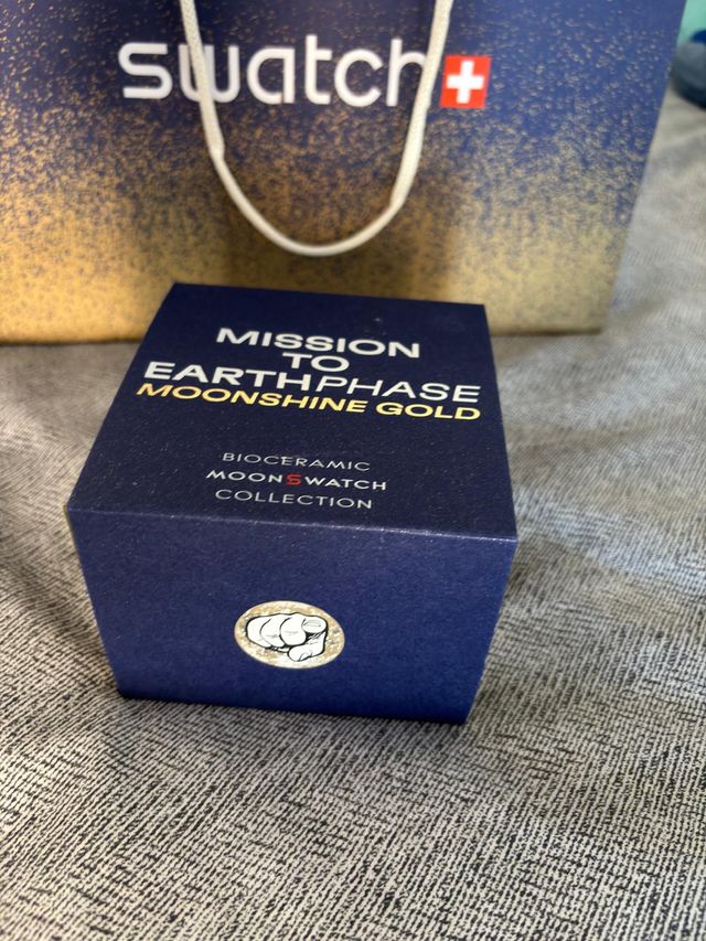 Omega x Swatch MoonSwatch Snoopy