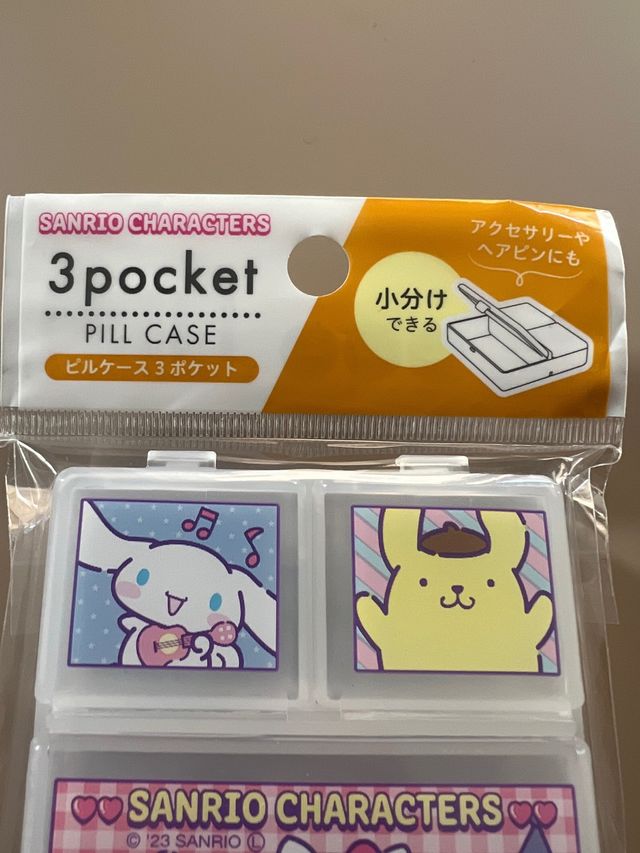 Pastillero Sanrio 3 compartimentos