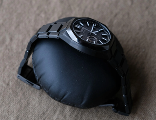 Seiko Astron SSJ015J1 GPS Solar Titanio Negro