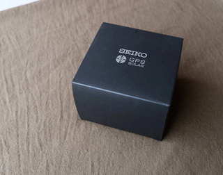 Seiko Astron SSJ015J1 GPS Solar Titanio Negro