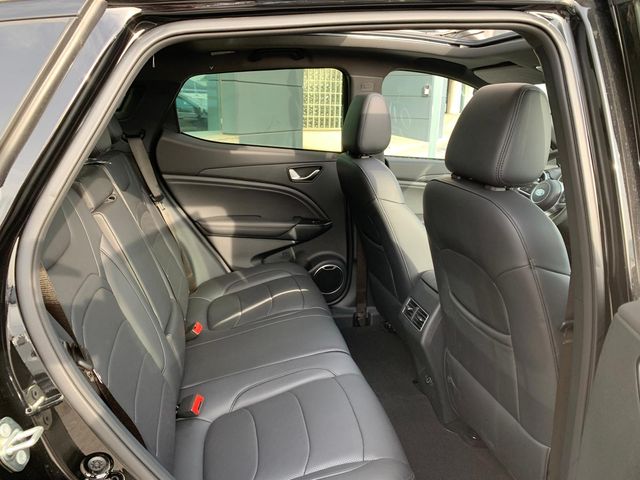 SERES Seres 3 SERES 3 Luxury