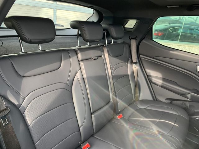 SERES Seres 3 SERES 3 Luxury