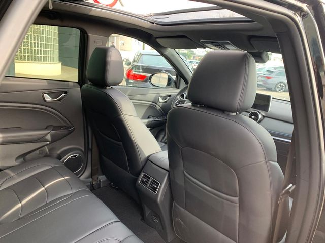 SERES Seres 3 SERES 3 Luxury