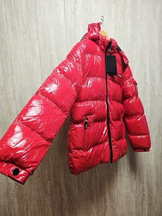 Chaqueta Icon Roja Brillante