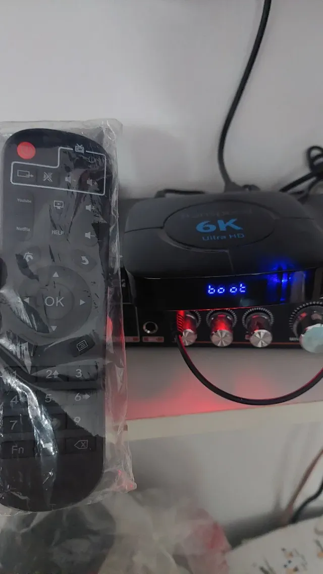 Caixa Smart TV 6K Android