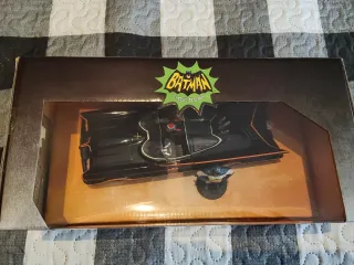 Coche Batmobile & Figura Batman Jada Toys