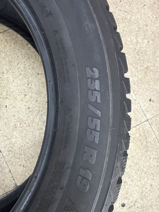 Neumático Michelin 235/55 R19