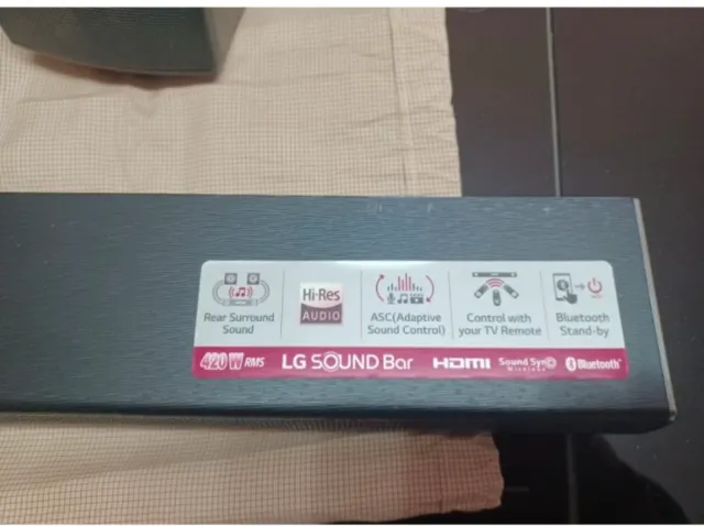 Barra de Sonido LG Negra