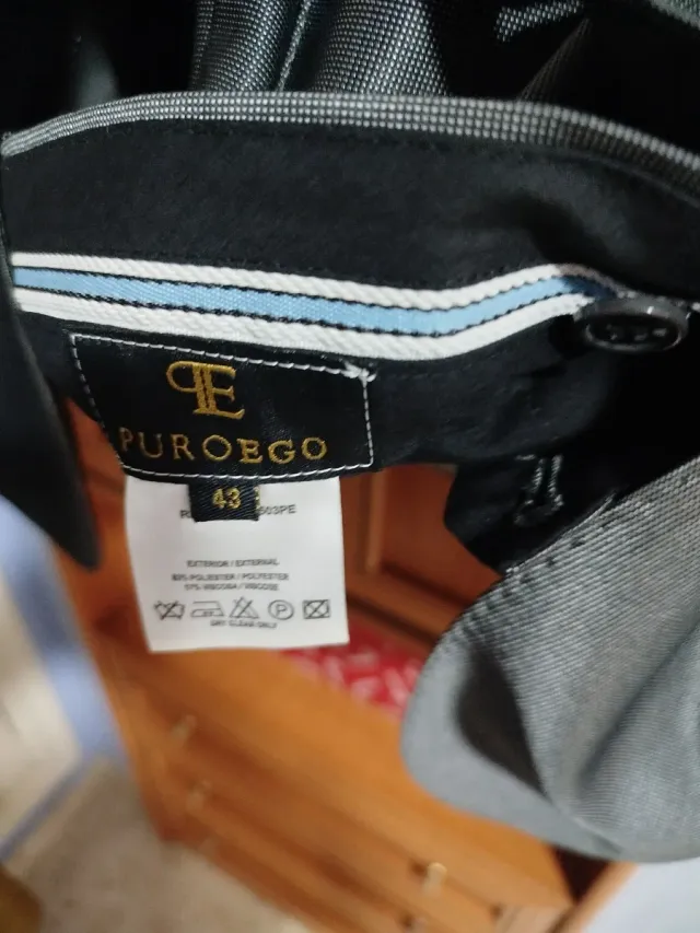 Traje gris plata hombre