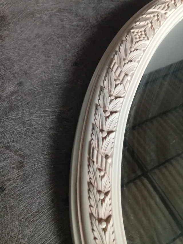 Espelho decorativo grande branco