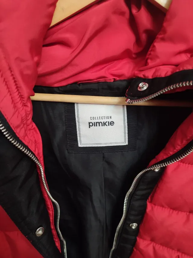 Parka roja mujer con capucha