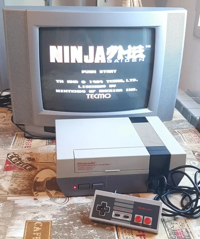 Consola Nintendo NES Beige/Gris