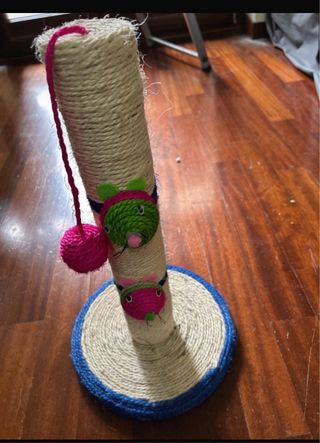 Tiragraffi per gatti in juta