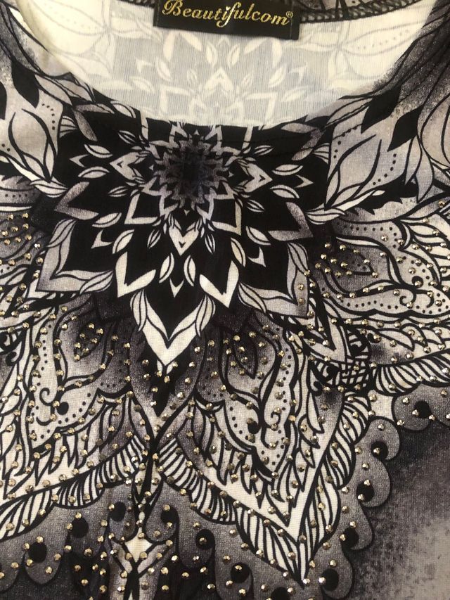 Beautifulcom Blusa Estampada con Pedrería