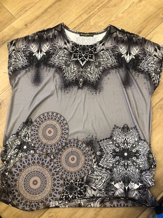 Beautifulcom Blusa Estampada con Pedrería