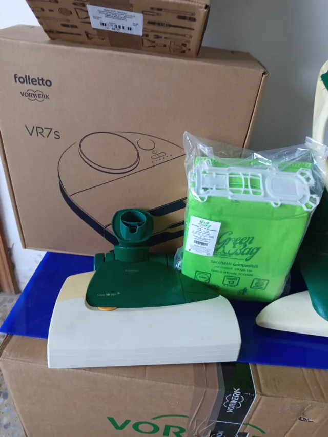 Folletto VK135 + EB351