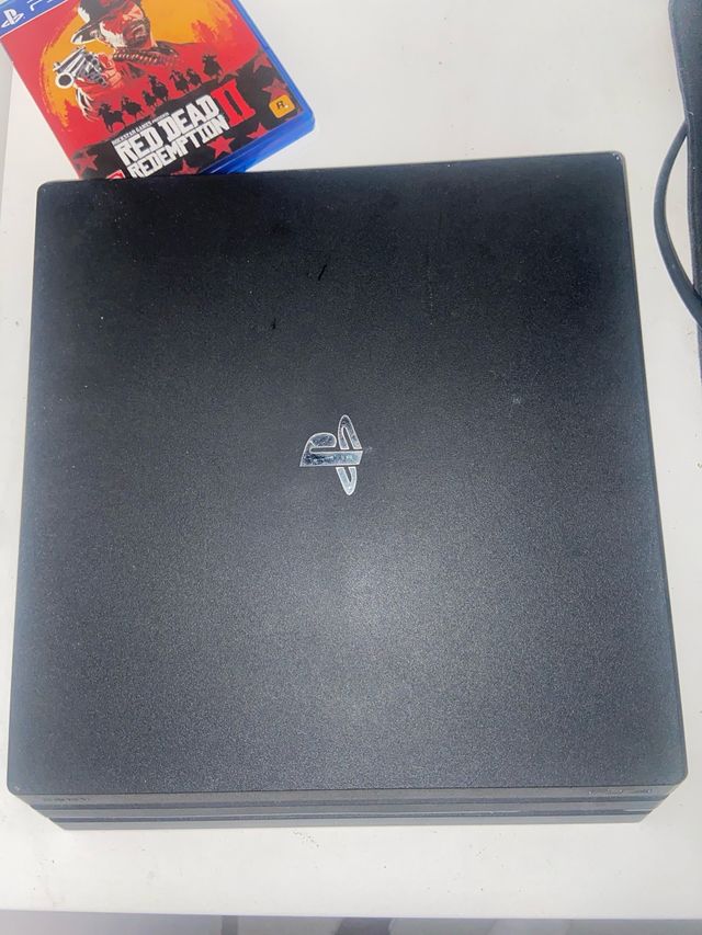 Play 4 Pro + Red Dead Redemption 2