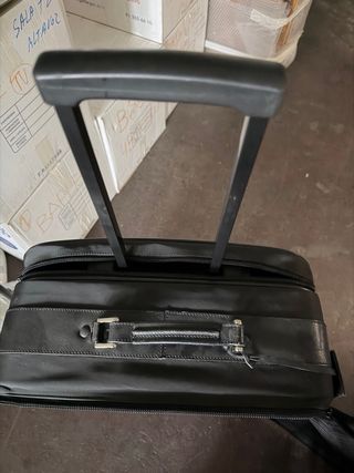 Maleta Prada Negra Ruedas Nylon