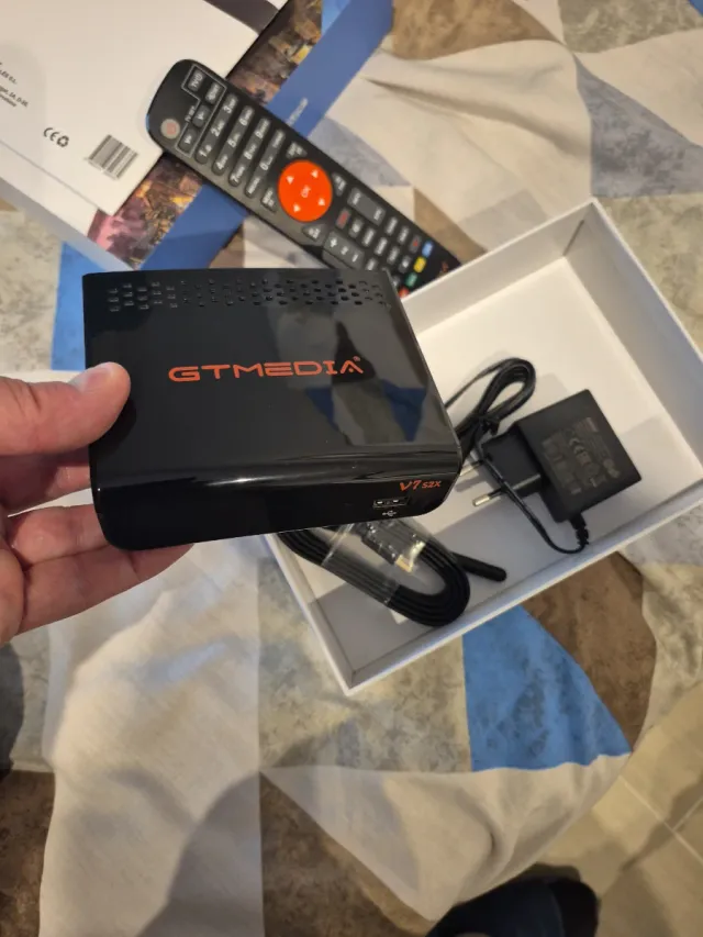 GT Media V7 S2x Receptor Satélite