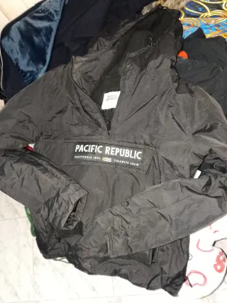 Chaqueta Pacific Republic Negra