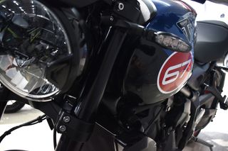 TRIUMPH TRIDENT 660 TRIPLE TRIBUTE