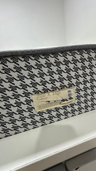 Cama IKEA MALM c/ 2 gavetões 200x160