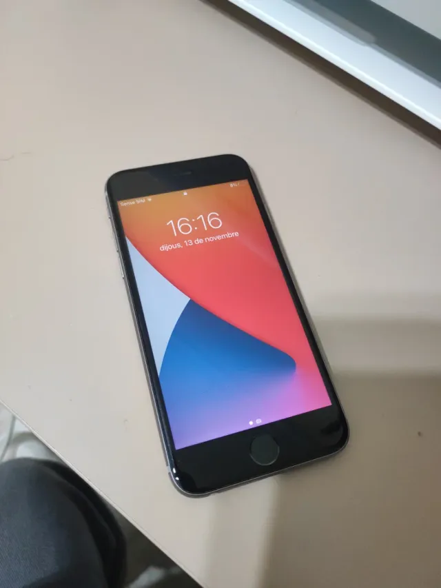 iPhone 6s 32GB Gris Espacial