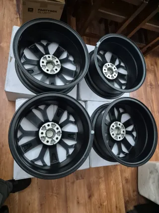 Llantas 18 Hyundai i20N Originales