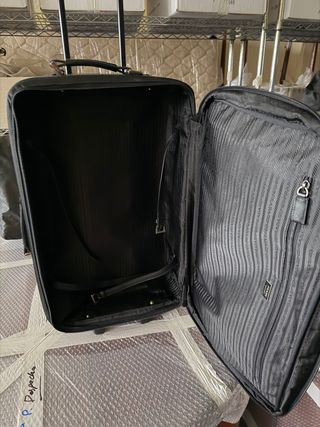 Maleta Prada con ruedas Nylon Negra