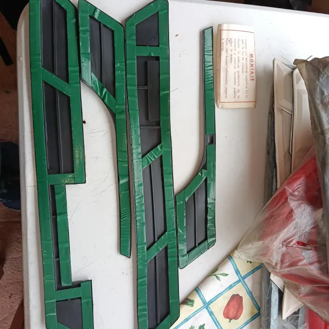 Moldura Vespa 200 adaptable