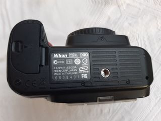 Cámara Nikon D90 Reflex SLR + Accesorios